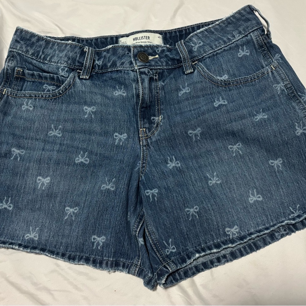 Hollister Women's Bow Print Jean Shorts